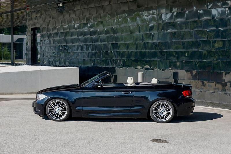 Gebraucht BMW 125 Cabriolet M Sport 218 PS (160 kW) 2009 Schwarz Cabrio