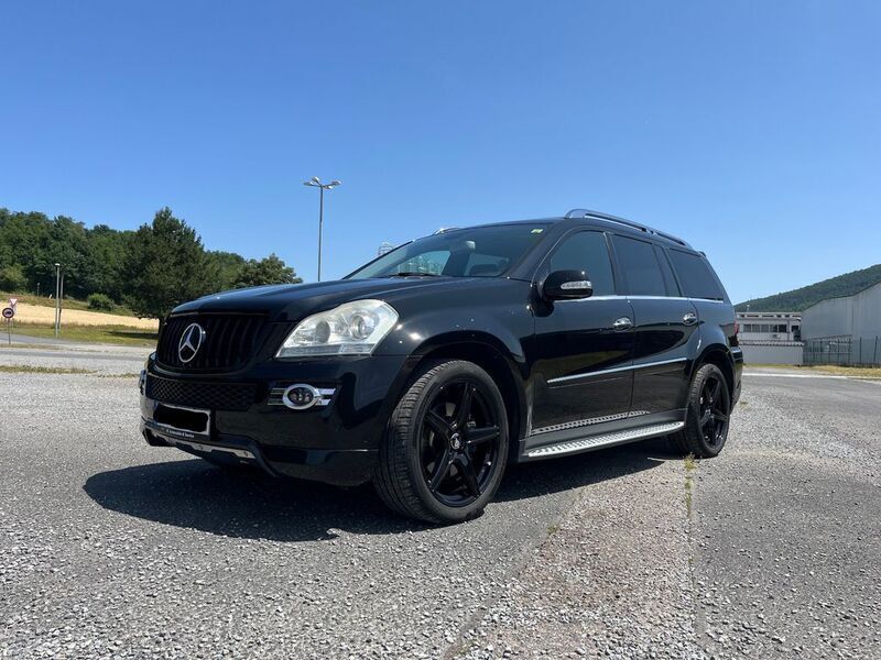 Schwarz Gebraucht 2009 Mercedes GL550 SUV | 22.000 € - Bild 1/4