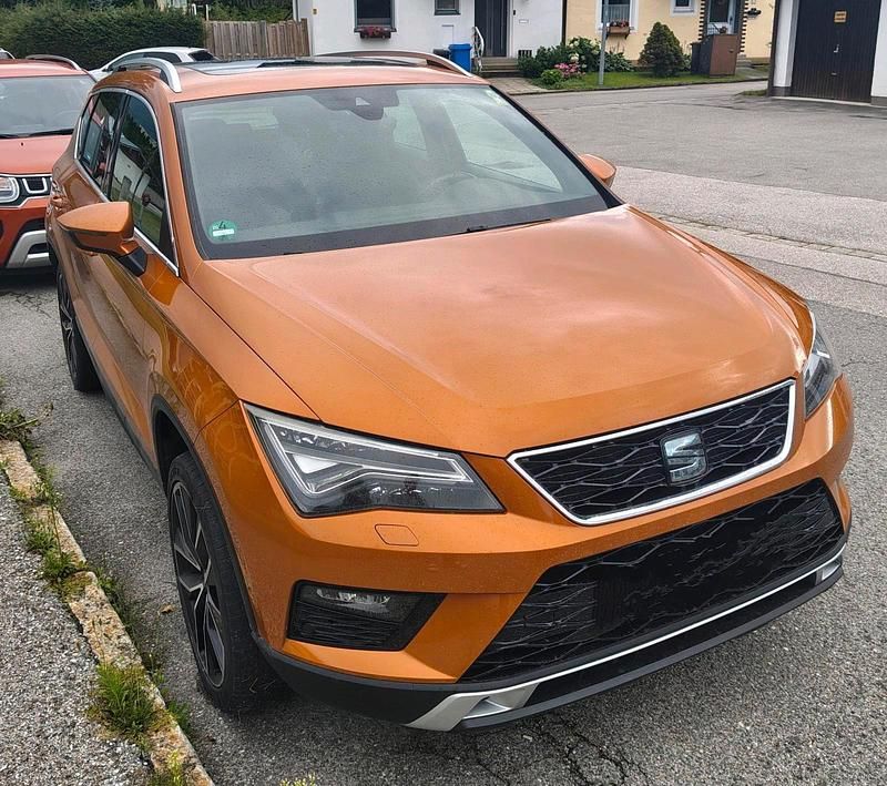 Orange Gebraucht 2017 Seat Ateca 4Drive SUV | 13.000 € (Guter Preis) - Bild 1/4
