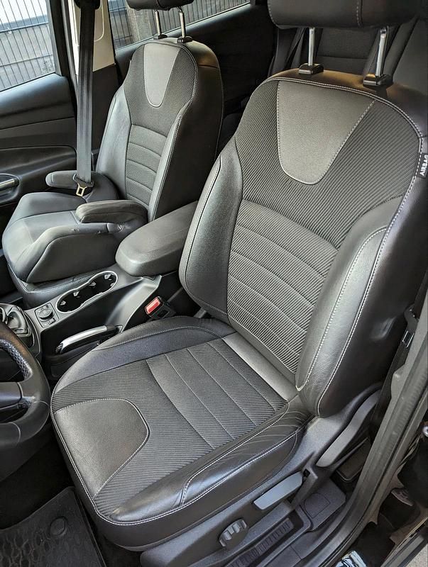 Gebraucht Ford Kuga Titanium 150 PS (110 kW) 2014 Schwarz SUV