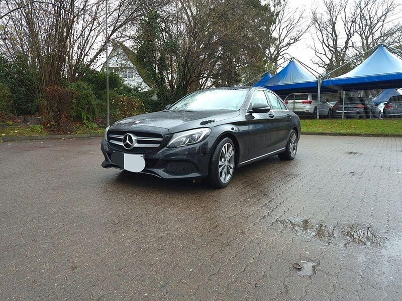 Gebraucht Mercedes C220 170 PS (125 kW) 2017 Schwarz Limousine