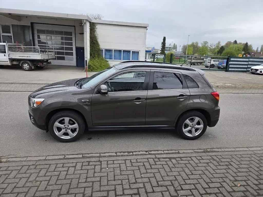 Second-hand Mitsubishi ASX Intense 150 CP (110 kW) 2011 Maro SUV