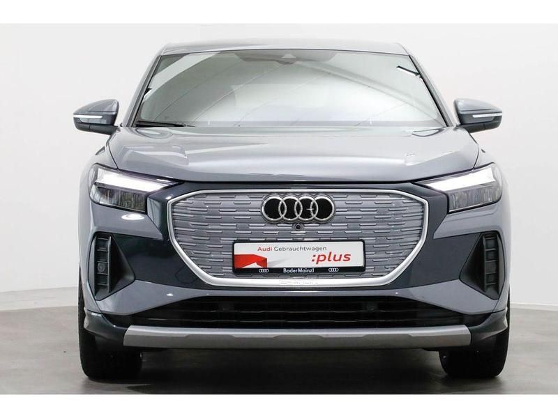 Gebraucht Audi e-tron 150 kW (204 PS) 2023 Kieselgrau SUV