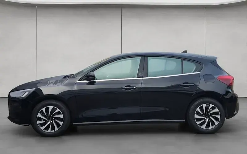 Nowe Ford Focus Titanium 155 KM (114 kW) 2025 Czarny Sedan/Limuzyna