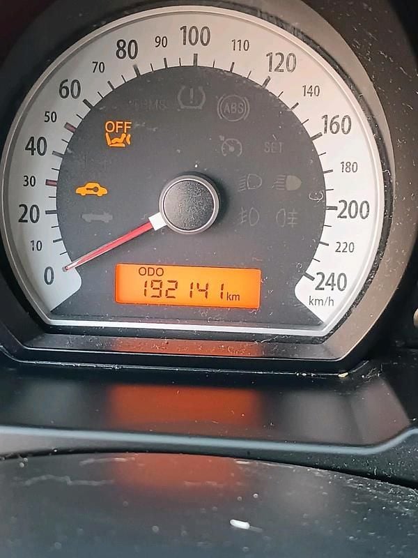 Usata Kia Ceed 109 CV (80 kW) 2009 Nero Utilitaria