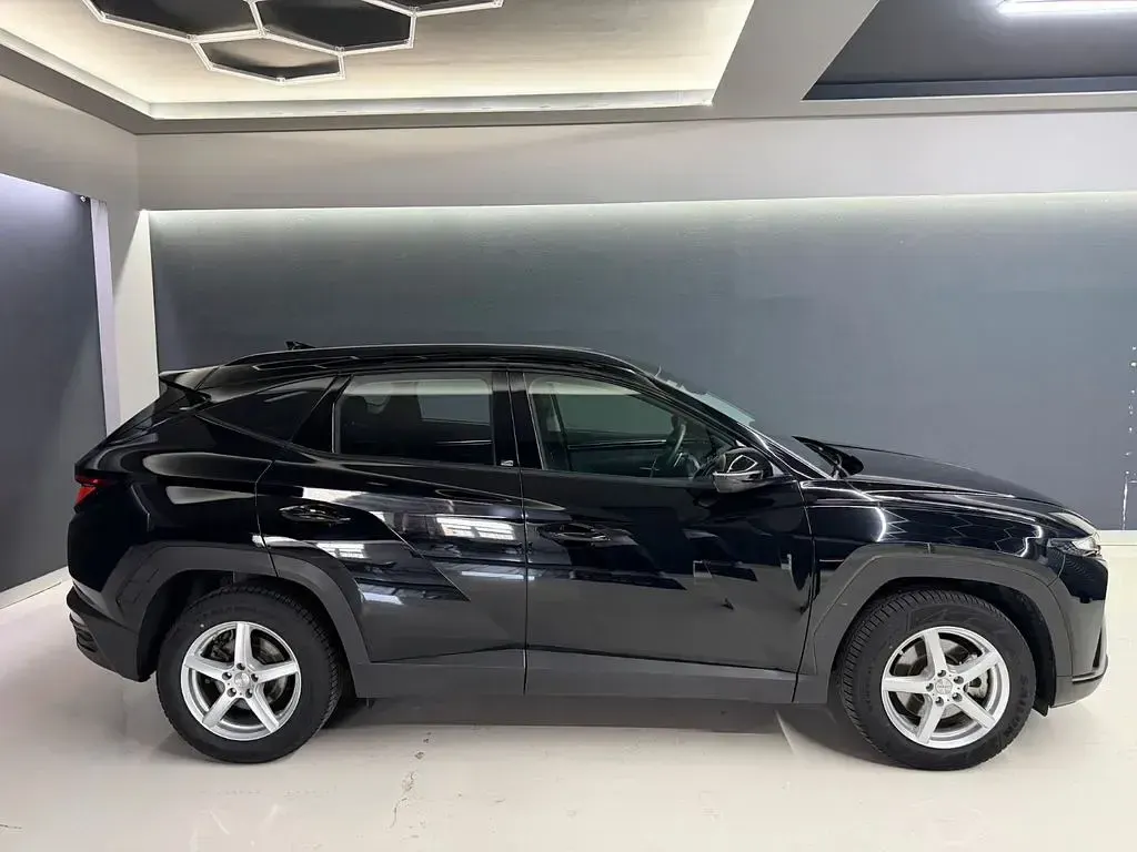 Gebraucht Hyundai Tucson Select 230 PS (169 kW) 2022 Schwarz SUV