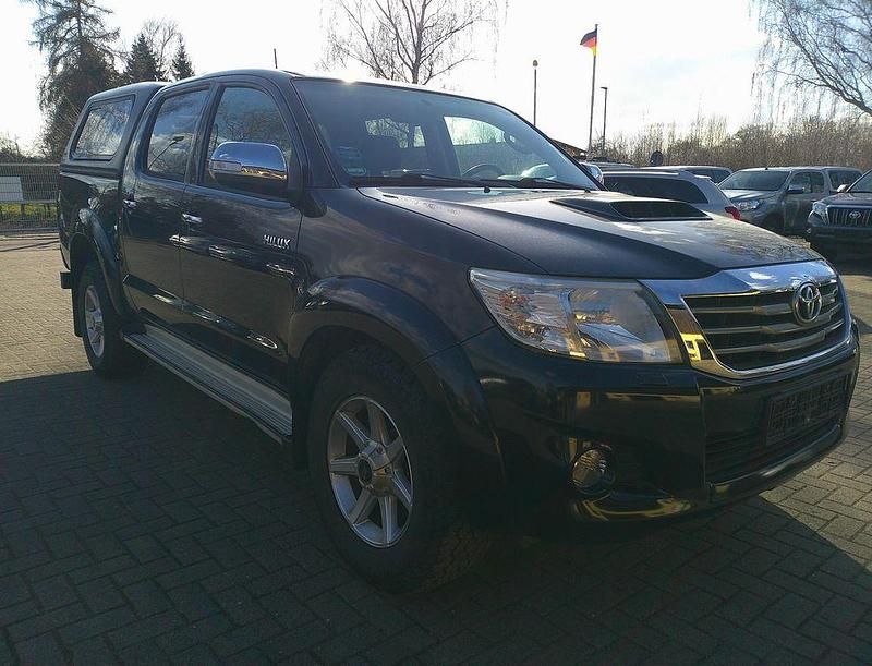 Gebraucht Toyota HiLux Executive 171 PS (125 kW) 2012 Schwarz Pickup