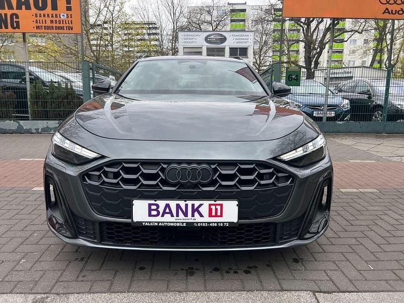 Second-hand Audi A5 Sport 204 CP (150 kW) 2025 Gri Break