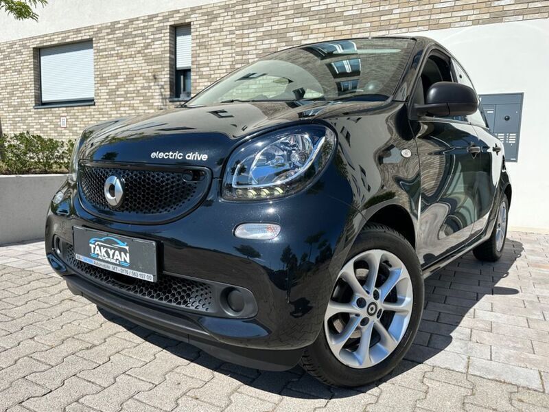 Gebraucht Smart ForFour Electric Drive 60 kW (82 PS) 2018 Schwarz Limousine