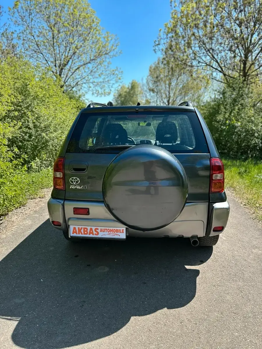Gebraucht Toyota RAV4 150 PS (110 kW) 2004 Grau SUV