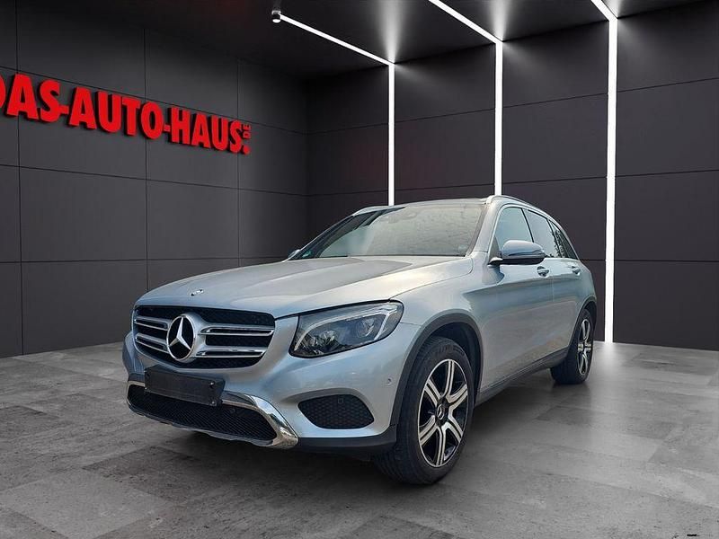Silber Gebraucht 2016 Mercedes GLC250 Exclusive SUV | 23.900 € (Superpreis) - Bild 1/4