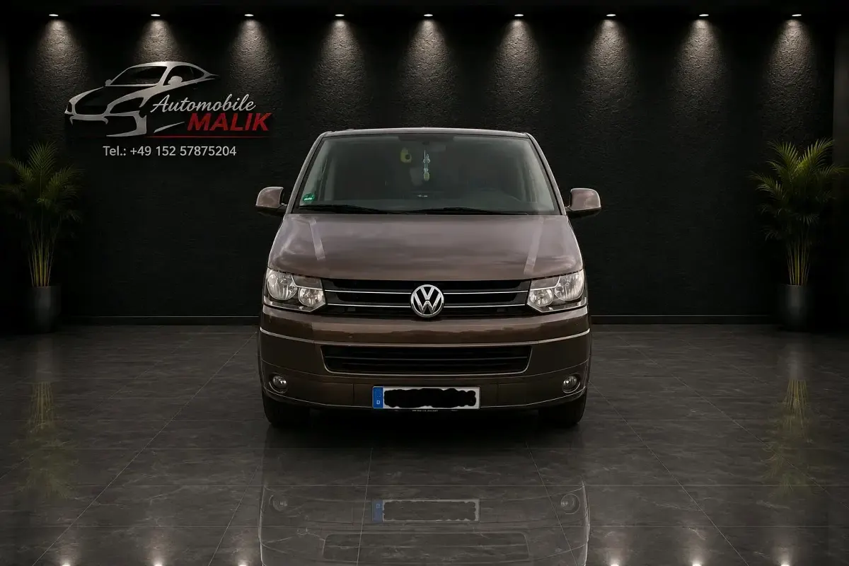 Gebraucht VW Caravelle 136 PS (100 kW) 2011 Braun Van