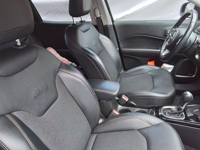 Gebraucht Jeep Compass Limited 170 PS (125 kW) 2019 Schwarz SUV