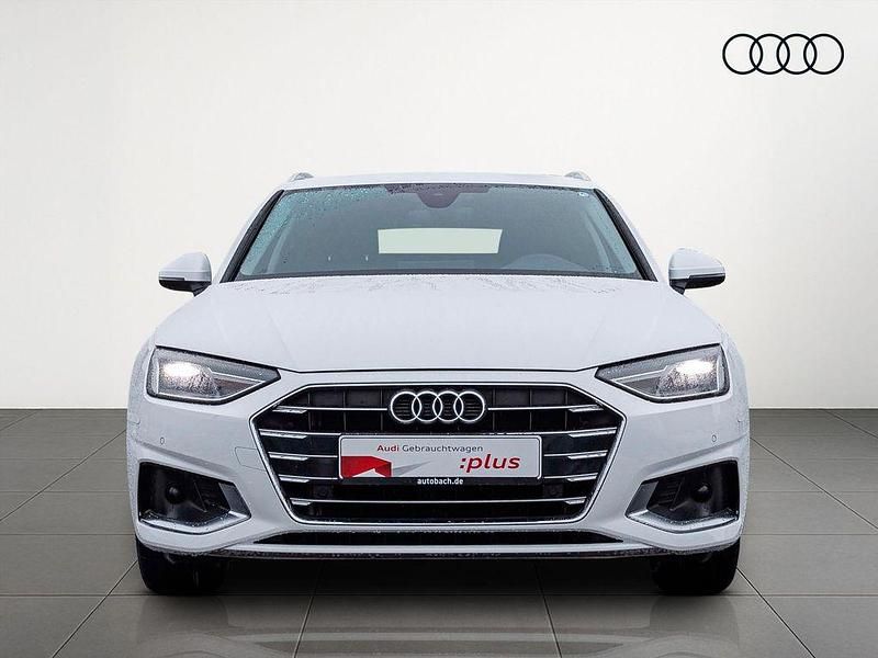 Second-hand Audi A4 Advanced Plus 204 CP (150 kW) 2023 Alb Break