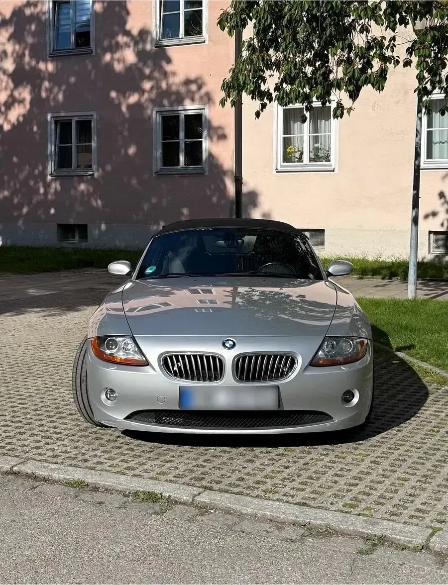 Gebraucht BMW Z4 231 PS (169 kW) 2003 Silber Cabrio