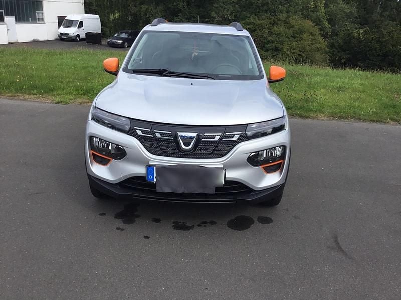 Silber Gebraucht 2022 Dacia Spring Kleinwagen | 9.490 € (Superpreis) - Bild 1/4