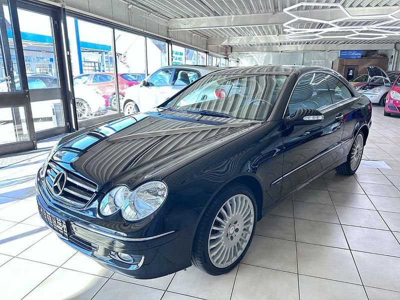Gebraucht Mercedes CLK200 184 PS (135 kW) 2008 Schwarz Coupé