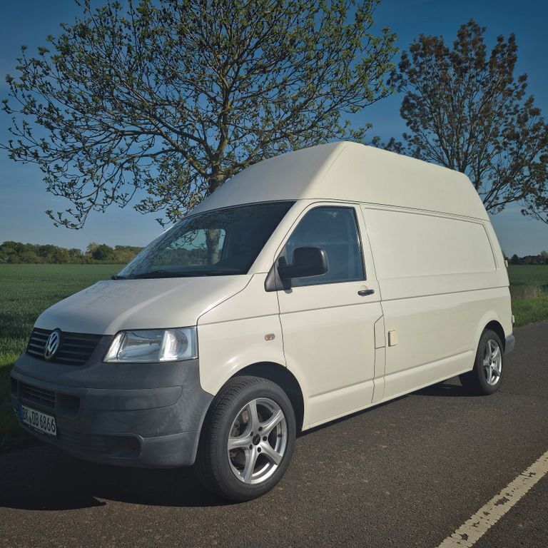 Weiß Gebraucht 2009 VW T5 Van | 17.900 € - Bild 1/4