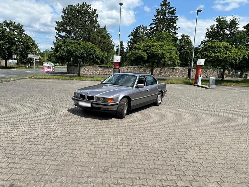 Gebraucht BMW 735 211 PS (155 kW) 1997 Braun Limousine