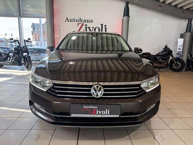 Gebraucht VW Passat Highline 150 PS (110 kW) 2015 Andere Kombi