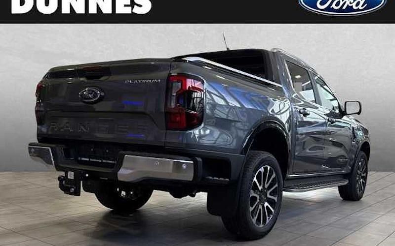 Neu Ford Ranger Platinum 241 PS (177 kW) 2025 Grau (carbonized grey metallic) Pickup
