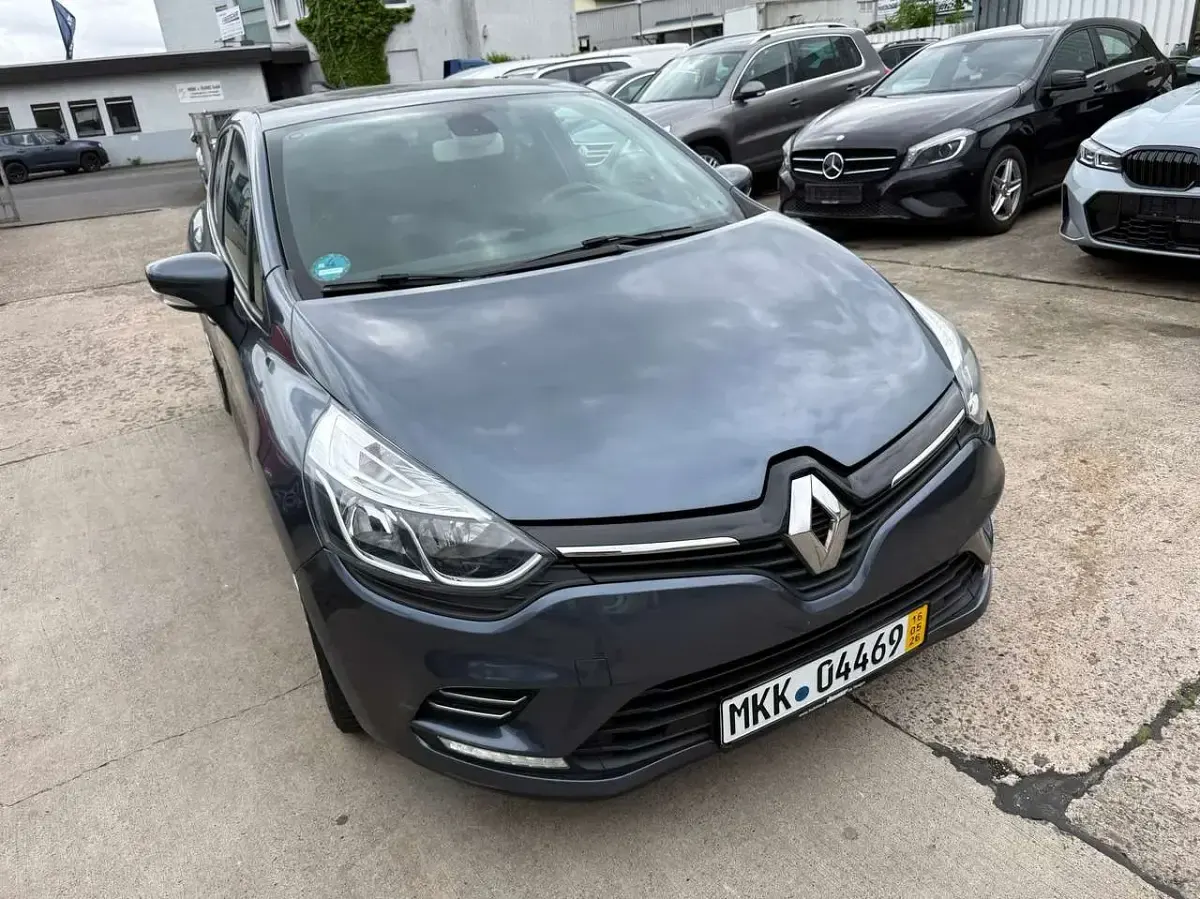 Gebraucht Renault Clio 75 PS (55 kW) 2016 Titangrau Van / Kleinbus