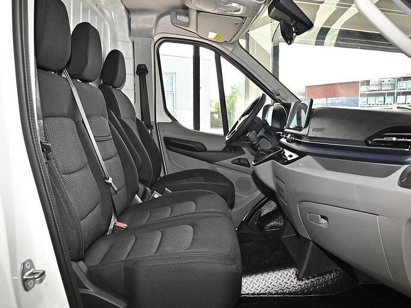 Używany Maxus V90 148 KM (108 kW) 2025 Biały Van