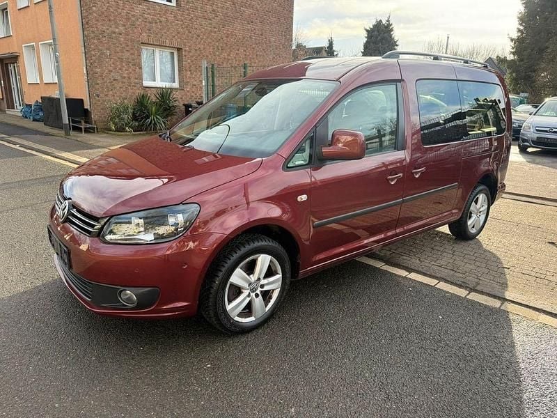 Gebraucht VW Caddy Maxi Comfortline 102 PS (75 kW) 2014 Rot Van / Kleinbus