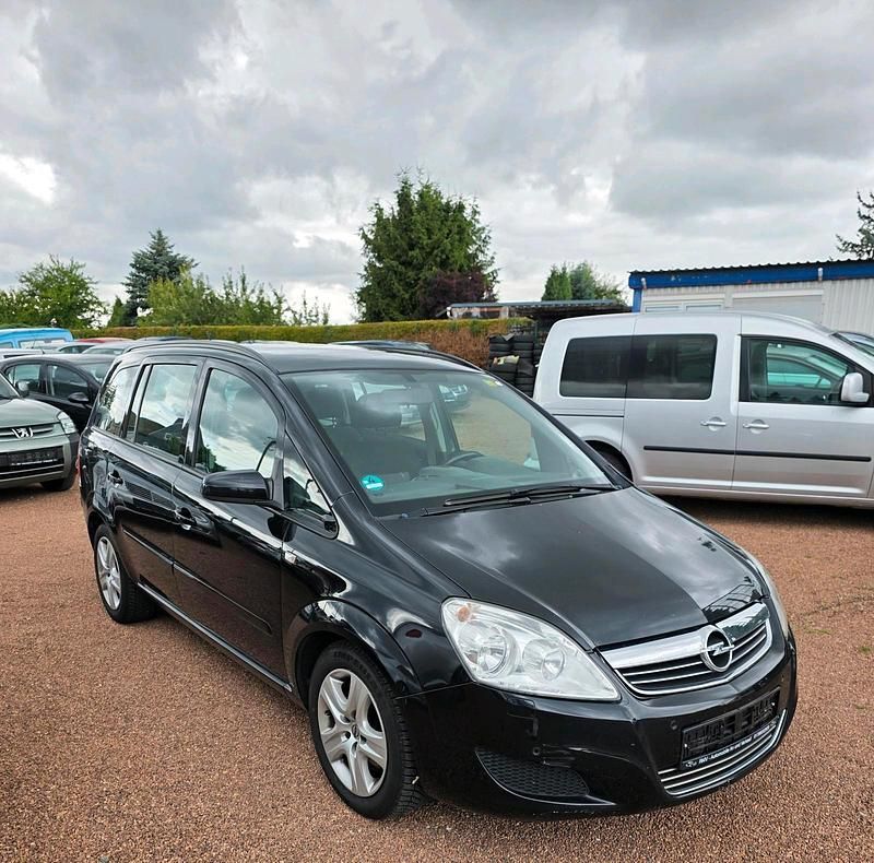 Schwarz Gebraucht 2007 Opel Zafira Edition Van / Kleinbus | 3.999 € (Teuer) - Bild 1/4