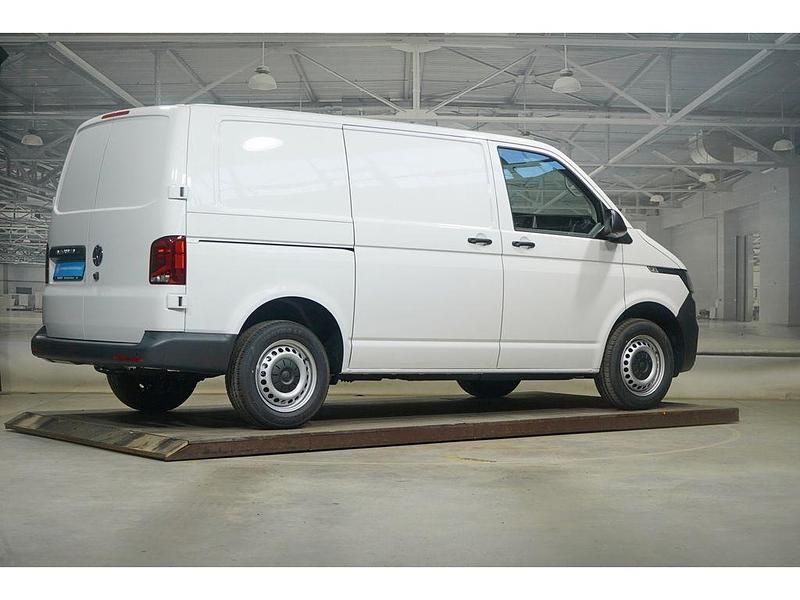 Gebraucht VW T6.1 110 PS (80 kW) 2025 Weiß Van
