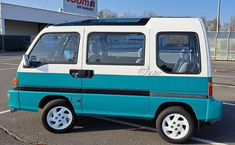Gebraucht Subaru Libero 54 PS (39 kW) 1994 Grün+weiß Van / Kleinbus