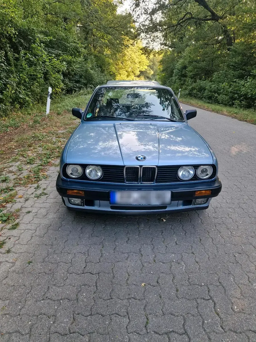Gebraucht BMW 316 99 PS (72 kW) 1991 Blau Limousine