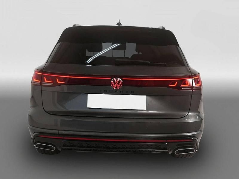 Usata VW Touareg Style 286 CV (210 kW) 2025 Grigio SUV