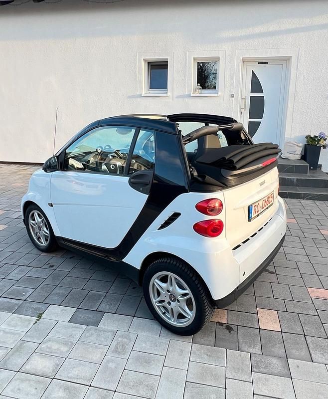 Gebraucht Smart ForTwo Cabrio 45 PS (33 kW) 2008 Weiß Cabrio