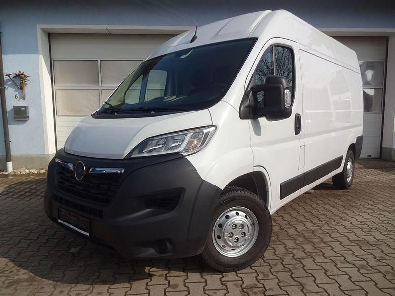 Gebraucht Opel Movano 120 PS (88 kW) 2023 Weiß Van