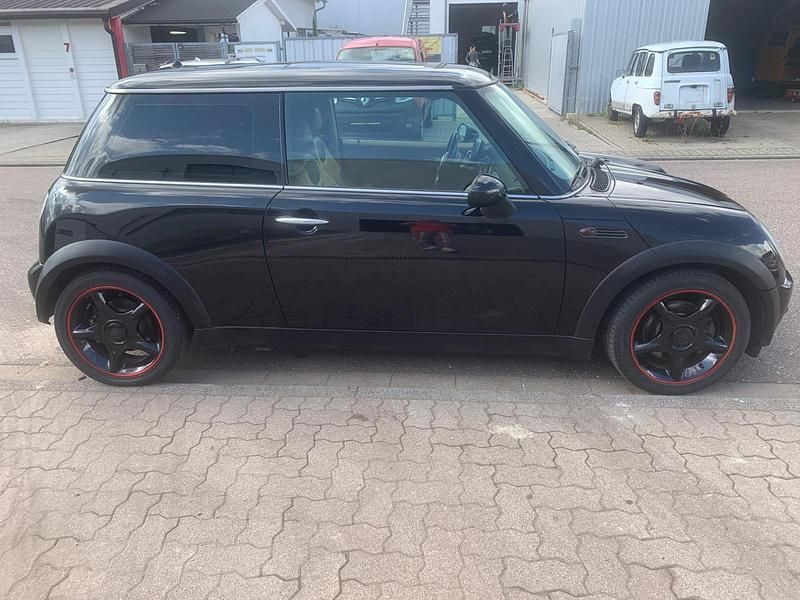 Gebraucht Mini Cooper 116 PS (85 kW) 2002 Schwarz Kleinwagen