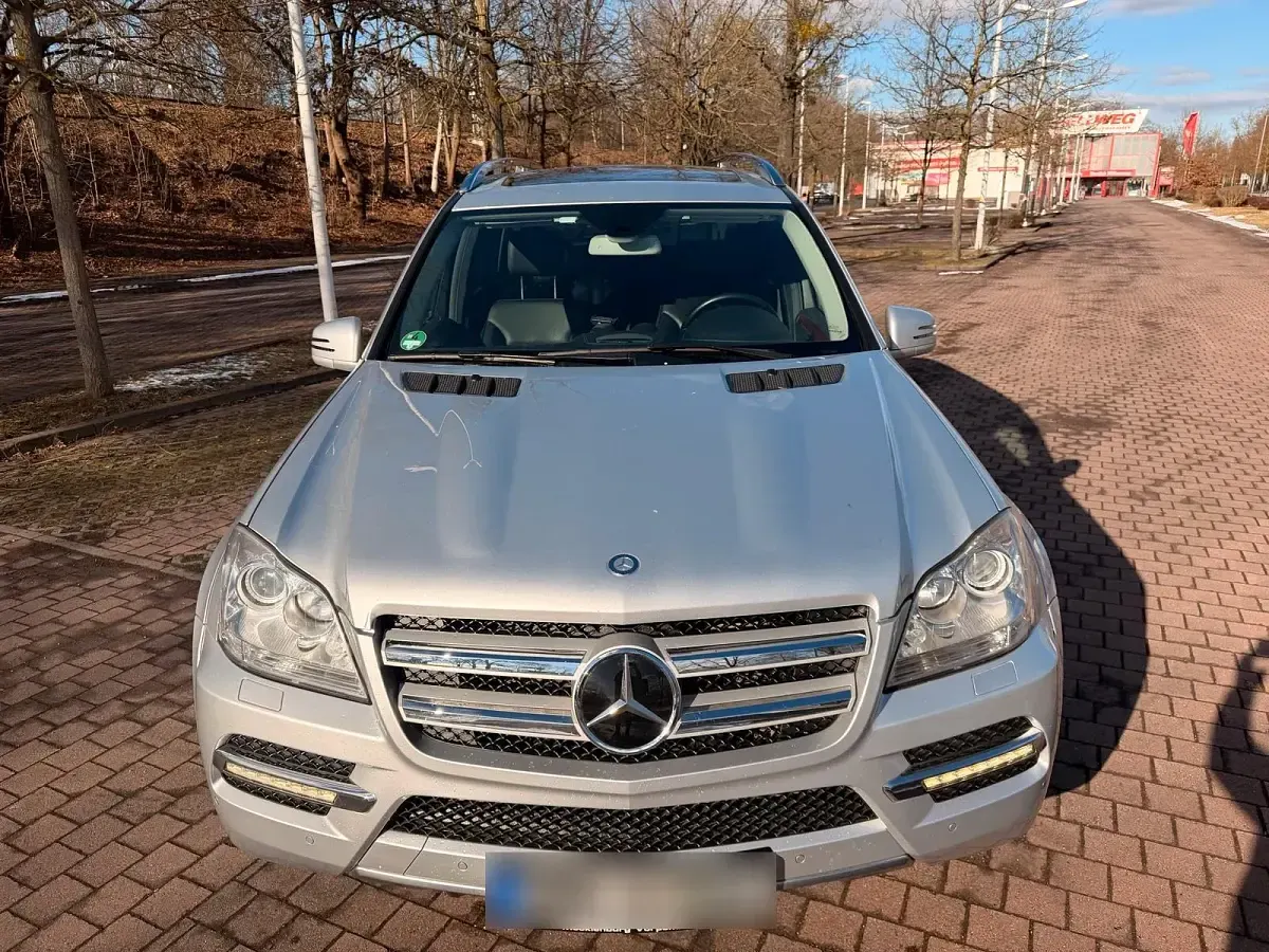Gebraucht Mercedes GL350 265 PS (194 kW) 2012 Silber SUV
