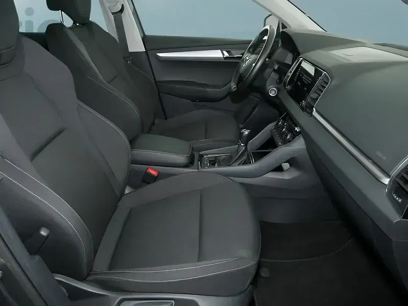 Gebraucht Skoda Karoq 150 PS (110 kW) 2023 Grau SUV
