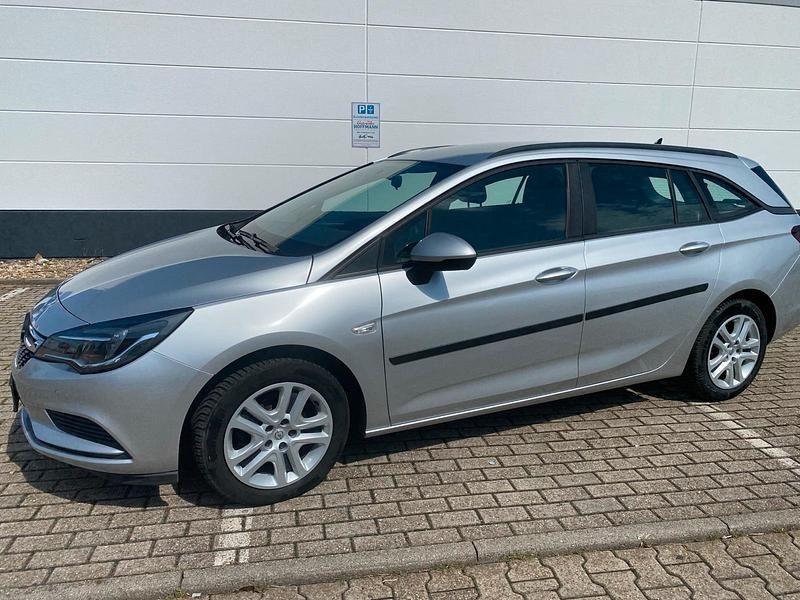 Gebraucht Opel Astra 110 PS (80 kW) 2019 Silber Kombi