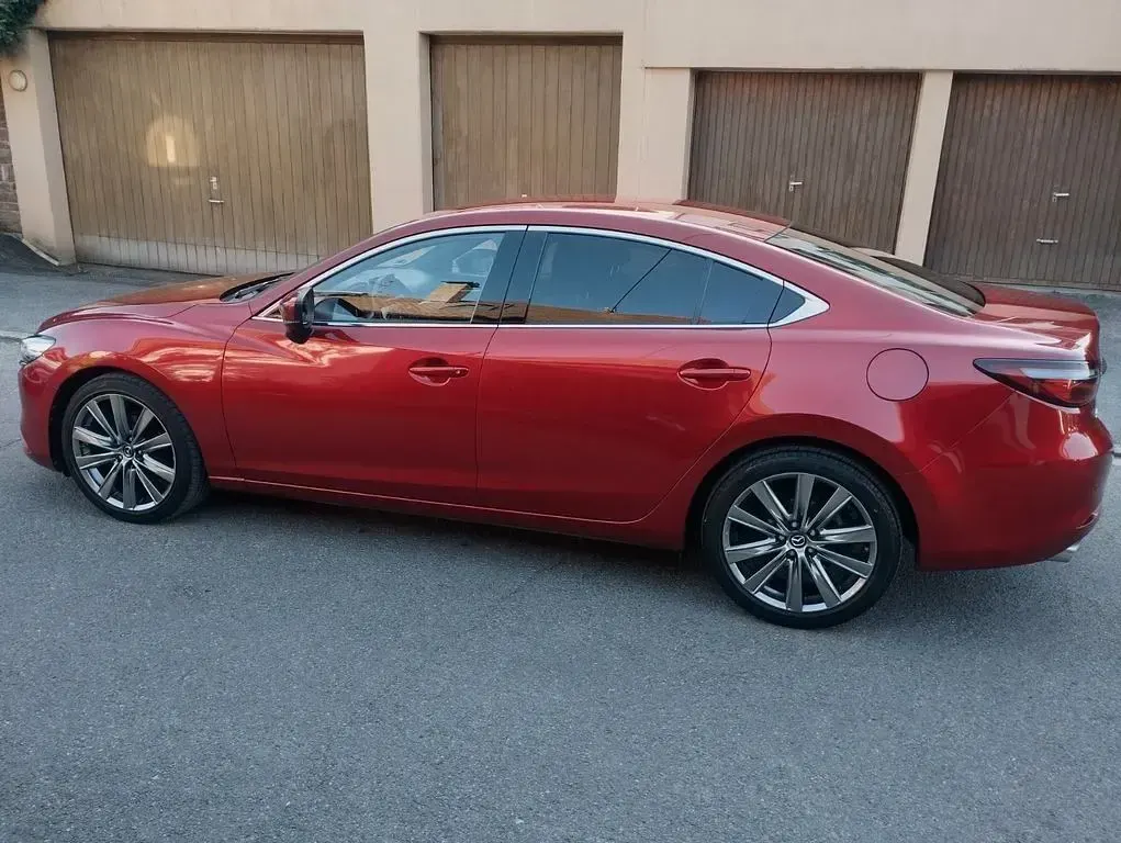 Gebraucht Mazda 6 Sports-Line 194 PS (142 kW) 2019 Rot Limousine