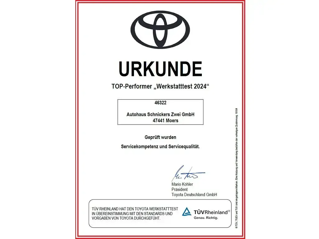 Gebraucht Toyota Yaris Cross 131 PS (96 kW) 2025 Schwarz SUV