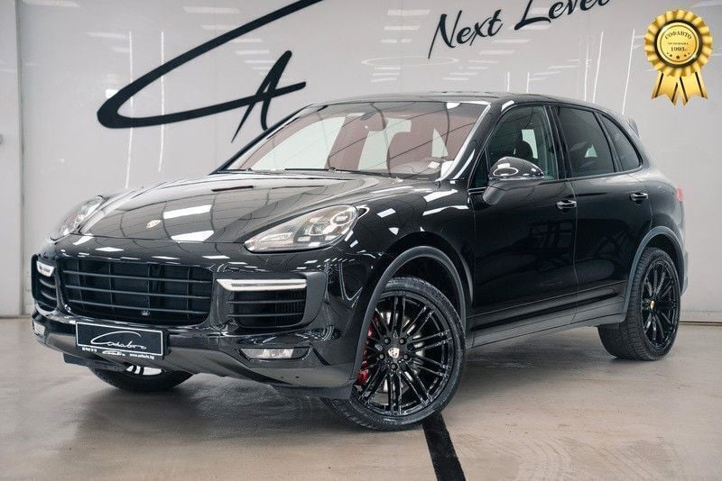 Schwarz Gebraucht 2015 Porsche Cayenne Turbo SUV | 31.713 € (Guter Preis) - Bild 1/4
