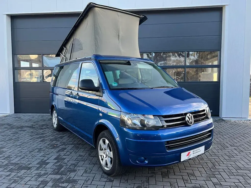 Gebraucht VW California Beach 140 PS (102 kW) 2011 Blau Van
