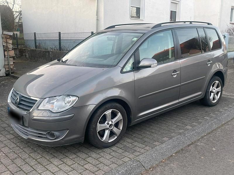 Gebraucht VW Touran 140 PS (102 kW) 2008 Grau Van / Kleinbus