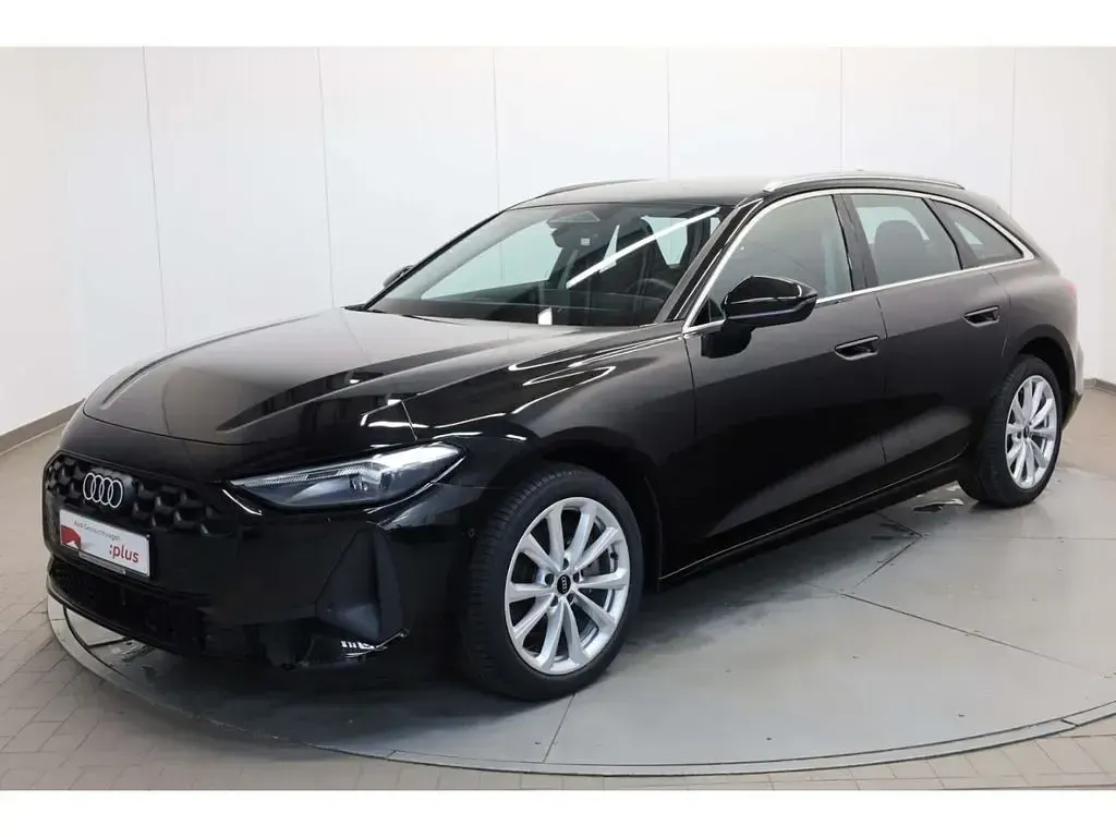 Gebraucht Audi A5 Sport 204 PS (150 kW) 2025 Schwarz Kombi