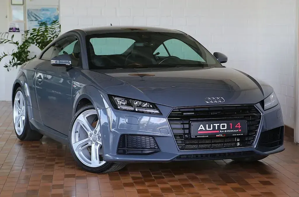 Gebraucht Audi TT S-Line 230 PS (169 kW) 2015 Nanograu Coupé