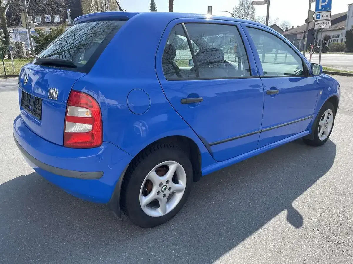 Gebraucht Skoda Octavia Elegance 102 PS (75 kW) 2004 Blau Kombi