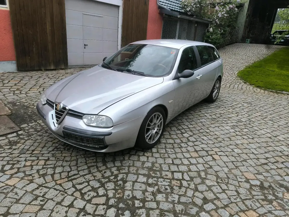 Gebraucht Alfa Romeo 156 150 PS (110 kW) 2001 Silber Kombi