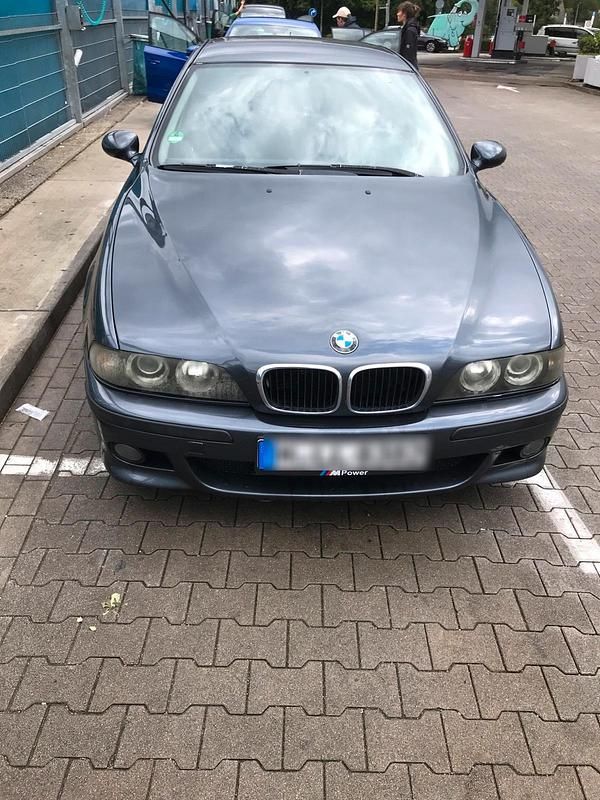 Grau Gebraucht 1995 BMW 528 M Sport Limousine | 6.200 € - Bild 1/4