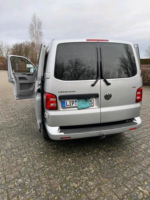 Gebraucht VW T5 130 PS (95 kW) 2008 Silber Van